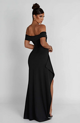 Noite Glamour — Vestido Maxi de Luxo