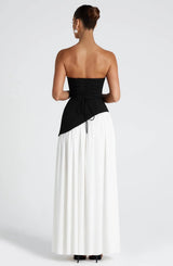 Sofisticação Pura — Vestido Longo
