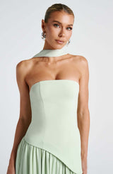 Sofisticação Pura — Vestido Longo