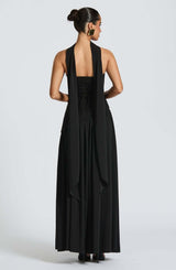 Sofisticação Pura — Vestido Longo