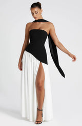 Sofisticação Pura — Vestido Longo