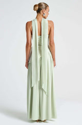 Sofisticação Pura — Vestido Longo