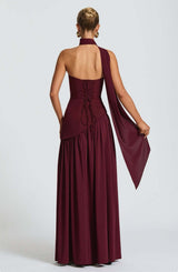 Sofisticação Pura — Vestido Longo